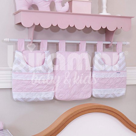 Porta Fraldas para Bebê 3 Peças Bordado Inglês Brooklyn Chevron Cinza/Rosa