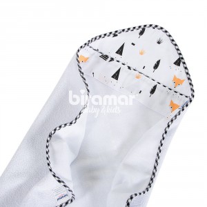 Toalha de Banho para Bebê Felpuda Revestida Estampa Viés Fox Preto