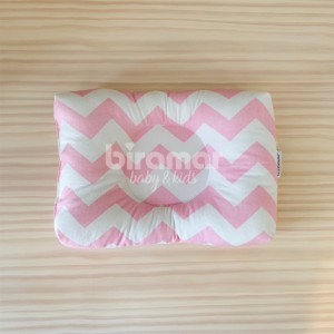 Travesseiro Anatômico para Bebê Soho Chevron Rosa