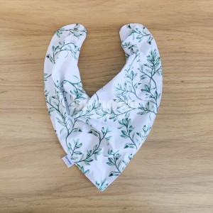 Babador Bandana para Bebê Benício Botanical Verde