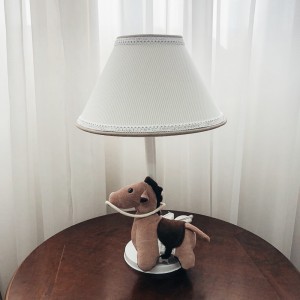 Abajur para Quarto de Bebê Classic Cavalinho Bege