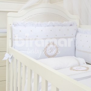Kit Enxoval de Berço Personalizado Marseille Branco / Bege 9 Peças Percal 300 Fios