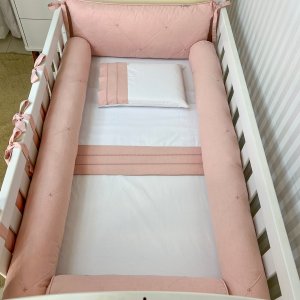 Kit de Berço Rolinho 4 Peças com Cabeceira Nervurado Linho Rosê