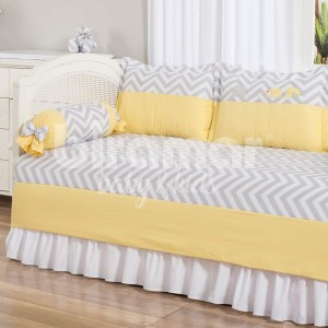 Kit Cama Babá 7 peças com Saia Lollipop Percal Chevron Elefantinho Amarelo - Exclusivo