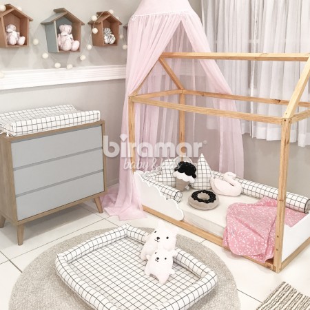 Tenda Dossel Voil Rosa com Bandeirinha