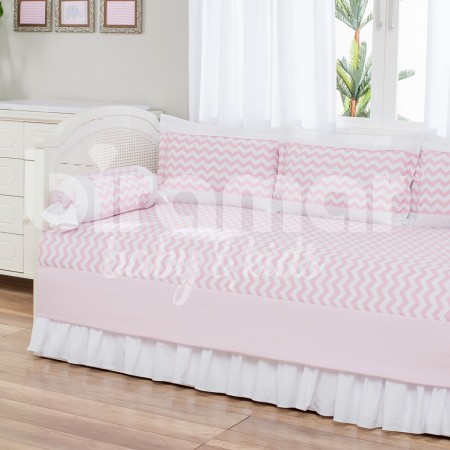 Kit Cama Babá 7 peças com Saia Lollipop Percal Soho Chevron Rosa