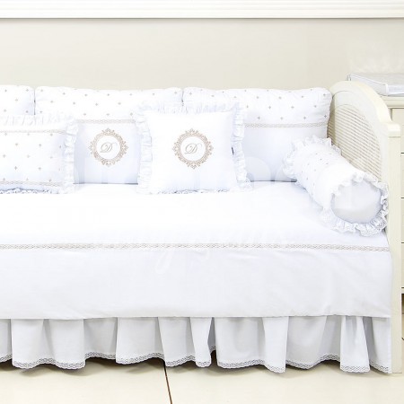 Kit Cama Babá 9 Peças com Saia Personalizado Marseille Branco / Bege 