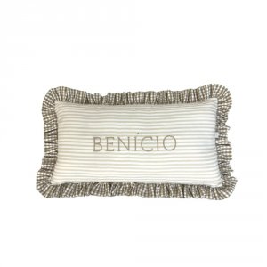 Almofada Retangular Personalizada Babado Listrado / Xadrez Bege