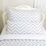 Kit Cama Solteiro 3 Peças Chevron Cinza (Colchão 1,88 x 0,88)