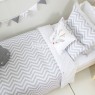 Kit Cama Solteiro 3 Peças Chevron Cinza (Colchão 1,88 x 0,88)