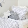 Kit Cama Solteiro 3 Peças Chevron Cinza (Colchão 1,88 x 0,88)