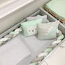 Trança Protetora de Berço e Cama Plush Cinza / Verde Mint / Branco