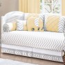 Kit Cama Babá 9 Peças com Saia Brooklyn Chevron Cinza/Amarelo