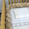 Trança Protetora de Berço e Cama Plush Bege