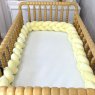 Trança Protetora de Berço e Cama Plush Amarela