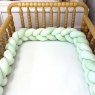 Trança Protetora de Berço e Cama Plush Benício Verde Mint